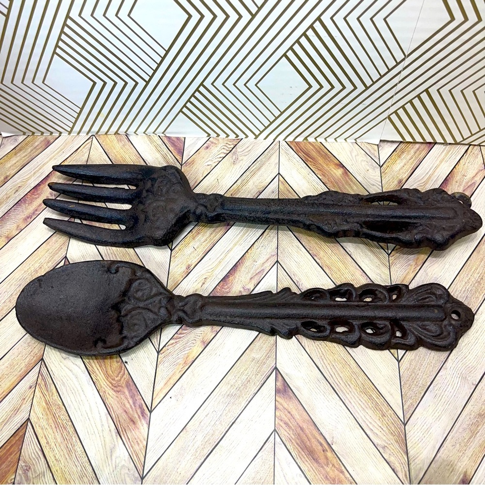 Weighted Cast Iron Fork and‎ Spoon Rustic Metal Decor Primitive Set of 2 D13